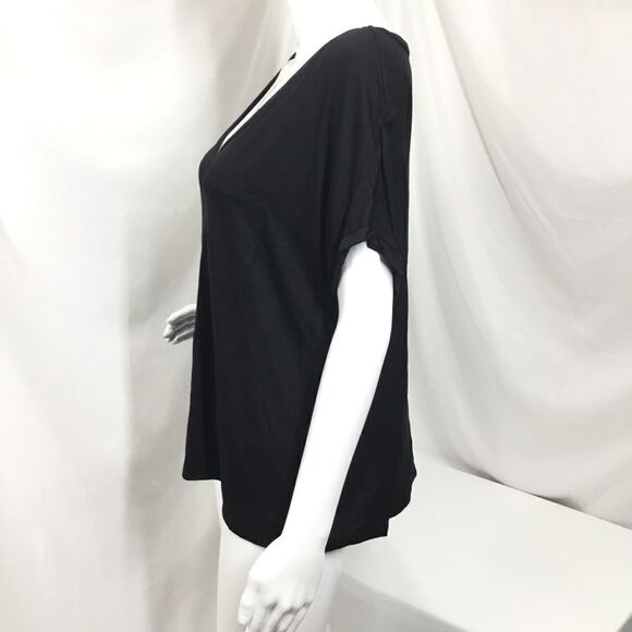 PST by Project Social T V-Neck Pocket Tee (D6) - Picture 4 of 6